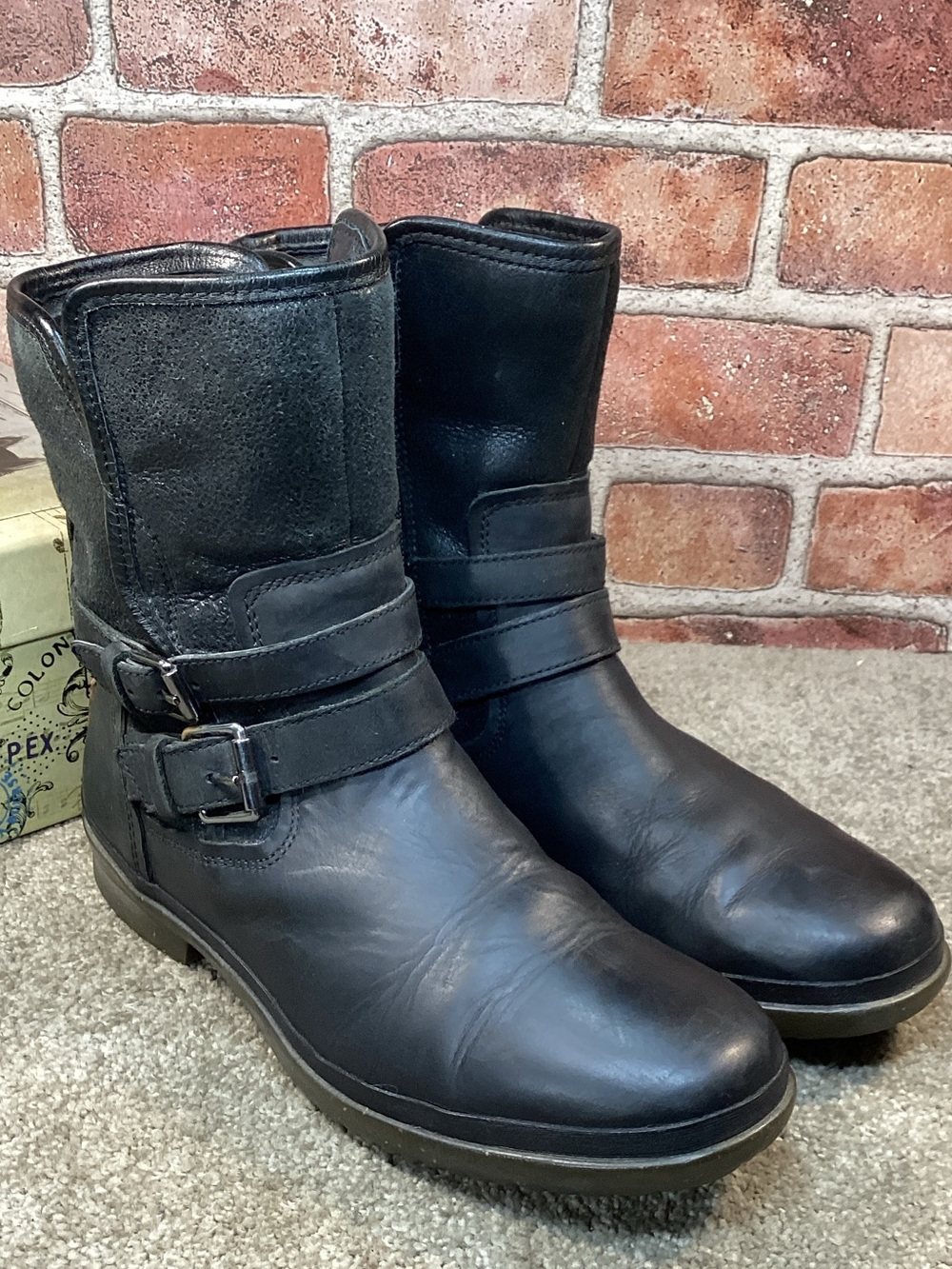 Ugg womens Simmens waterproof moto boots size 8